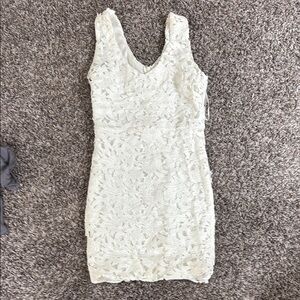 White V-Neck Sleeveless Bodycon Mini Dress